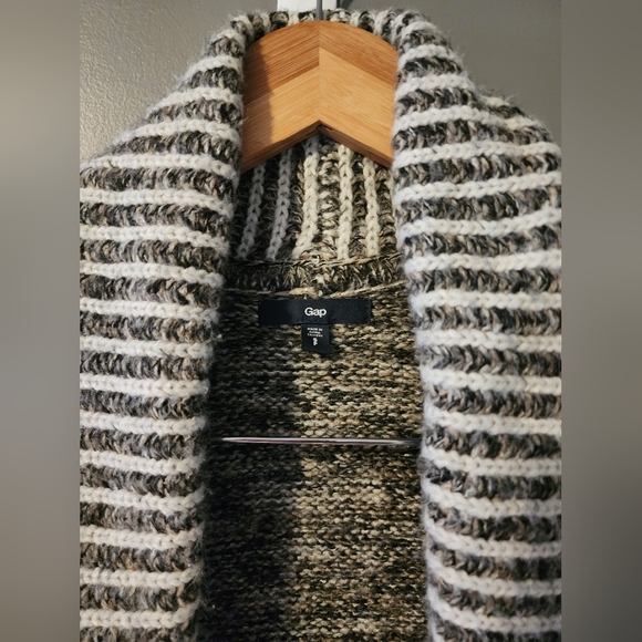 GAP HEAVY KNIT SWEATER/CARDIGAN - Picture 4 of 9